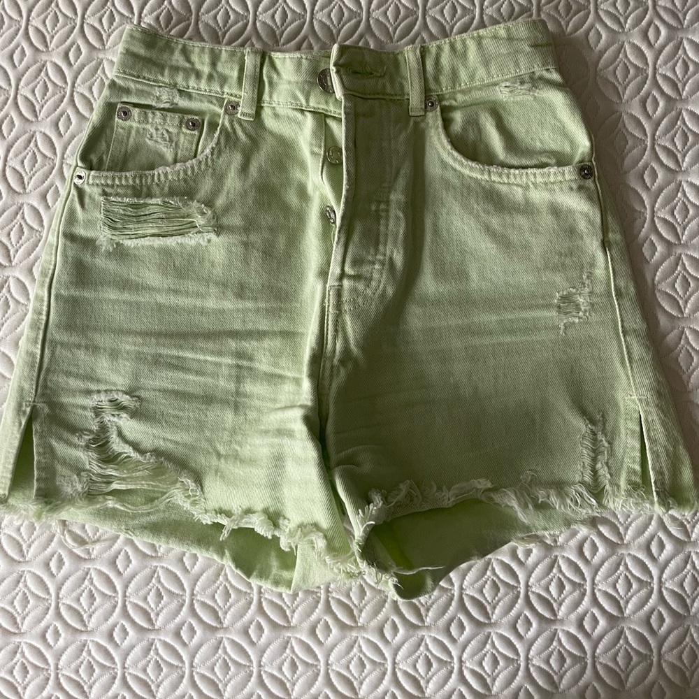 High wasted green Zara shorts